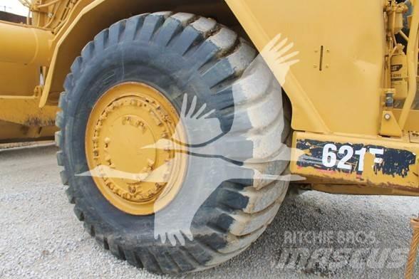 CAT 621F Скреперы