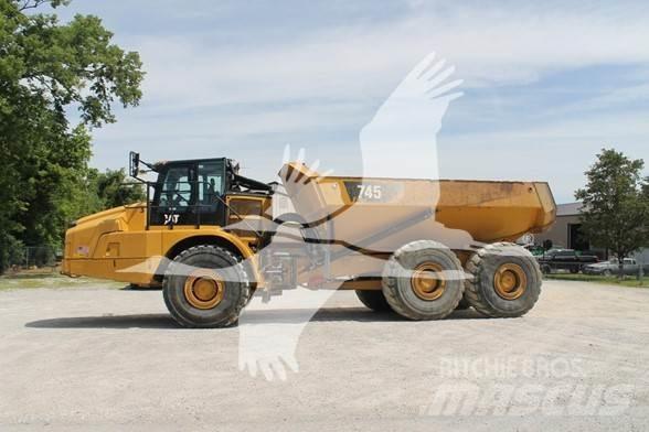 CAT 745 Шарнирно-сочленённые самосвалы
