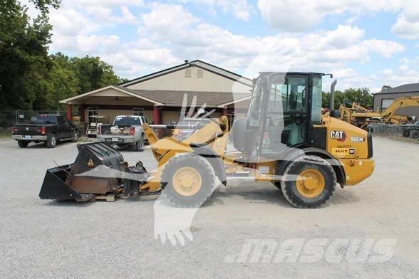 CAT 906M Фронтальные погрузчики