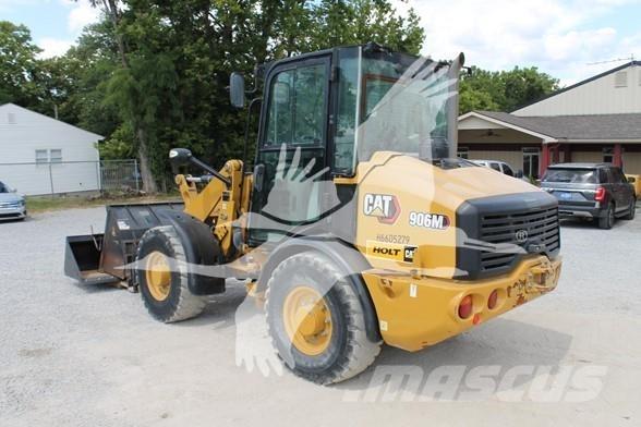 CAT 906M Фронтальные погрузчики