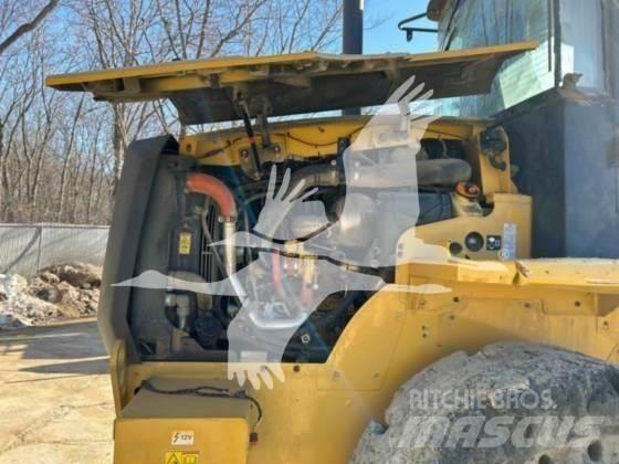 CAT 914 Фронтальные погрузчики