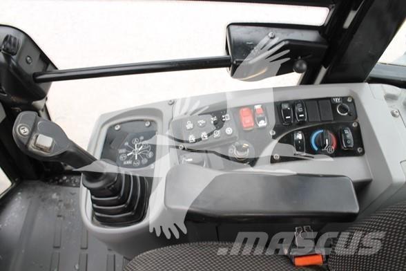 CAT 914M Фронтальные погрузчики
