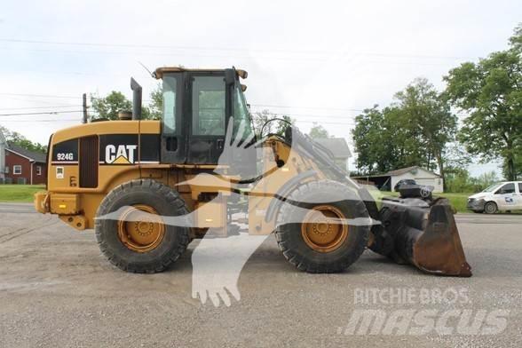 CAT 924G Фронтальные погрузчики