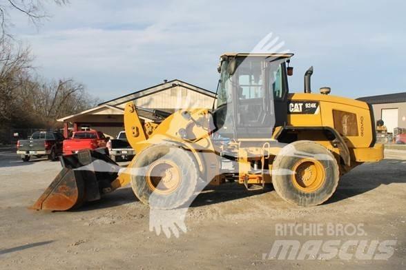 CAT 924K Фронтальные погрузчики