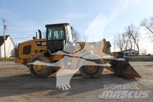 CAT 924K Фронтальные погрузчики