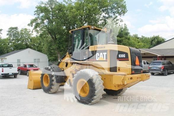 CAT 930G Фронтальные погрузчики