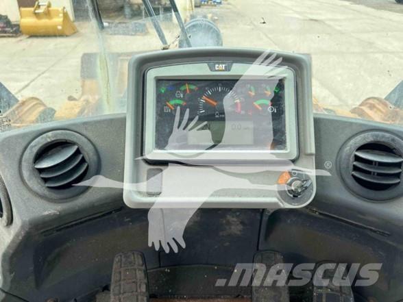 CAT 972M Фронтальные погрузчики
