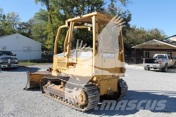 CAT D3C III Гусеничные бульдозеры