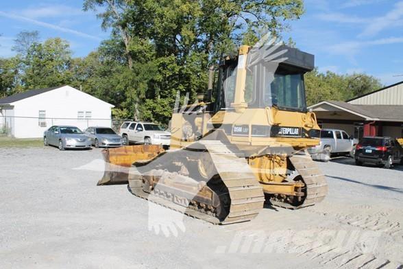 CAT D5M LGP Гусеничные бульдозеры