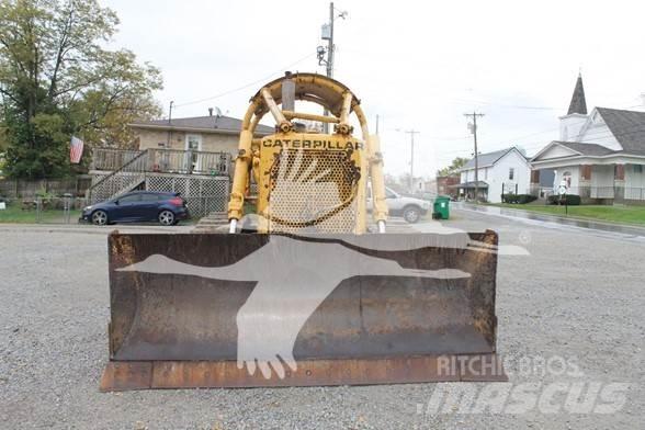 CAT D6C Гусеничные бульдозеры
