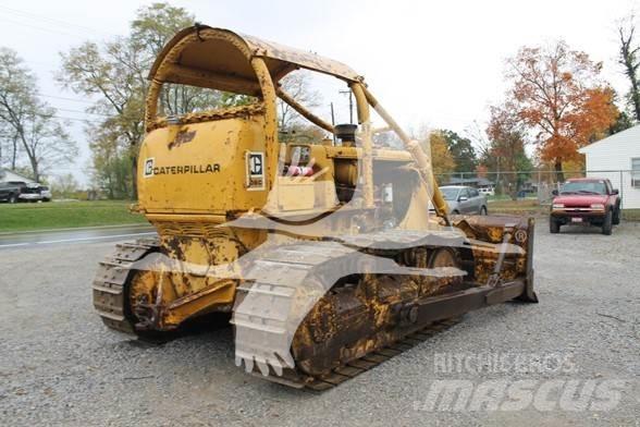 CAT D6C Гусеничные бульдозеры