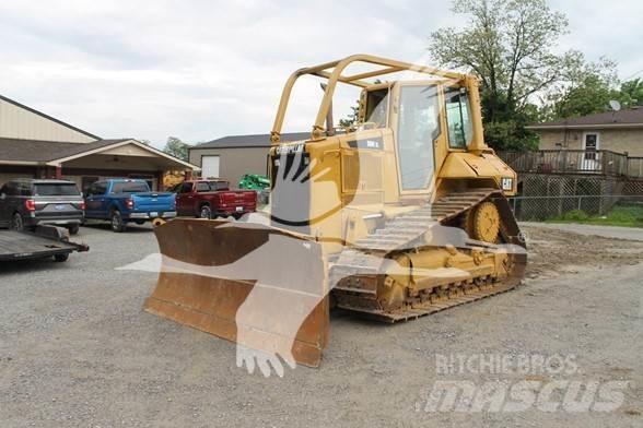 CAT D6N XL Гусеничные бульдозеры