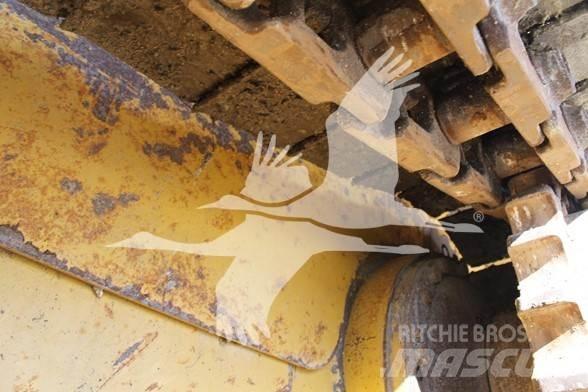 CAT D6T XL Гусеничные бульдозеры