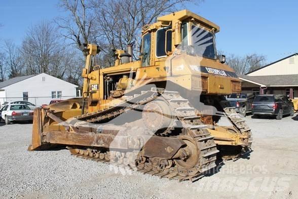 CAT D8N Гусеничные бульдозеры