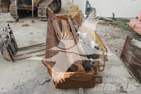 CAT D8R Гусеничные бульдозеры