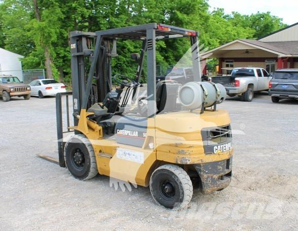 CAT GP25 Дизельные погрузчики