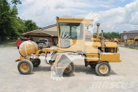 Rosco RB28 Вакуумные уборочные машины