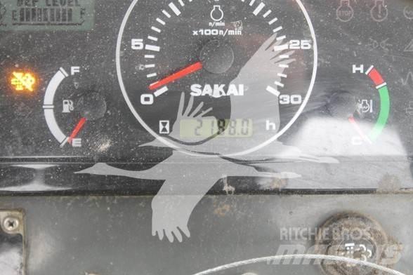 Sakai SW884 Грунтовые катки