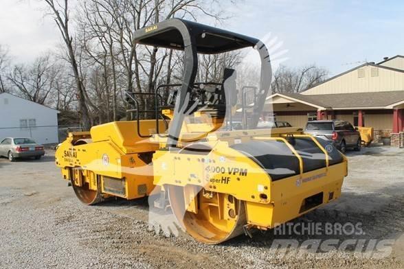 Sakai SW884 Грунтовые катки