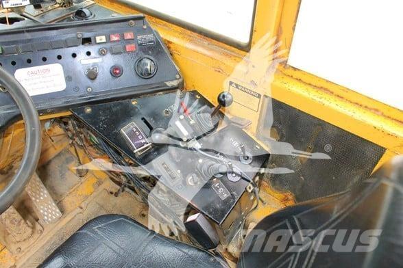 Volvo A25B Поливочные машины