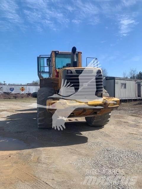Volvo L220F Фронтальные погрузчики