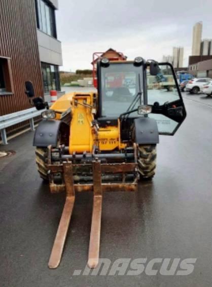 JCB 525-60 Телескопические погрузчики