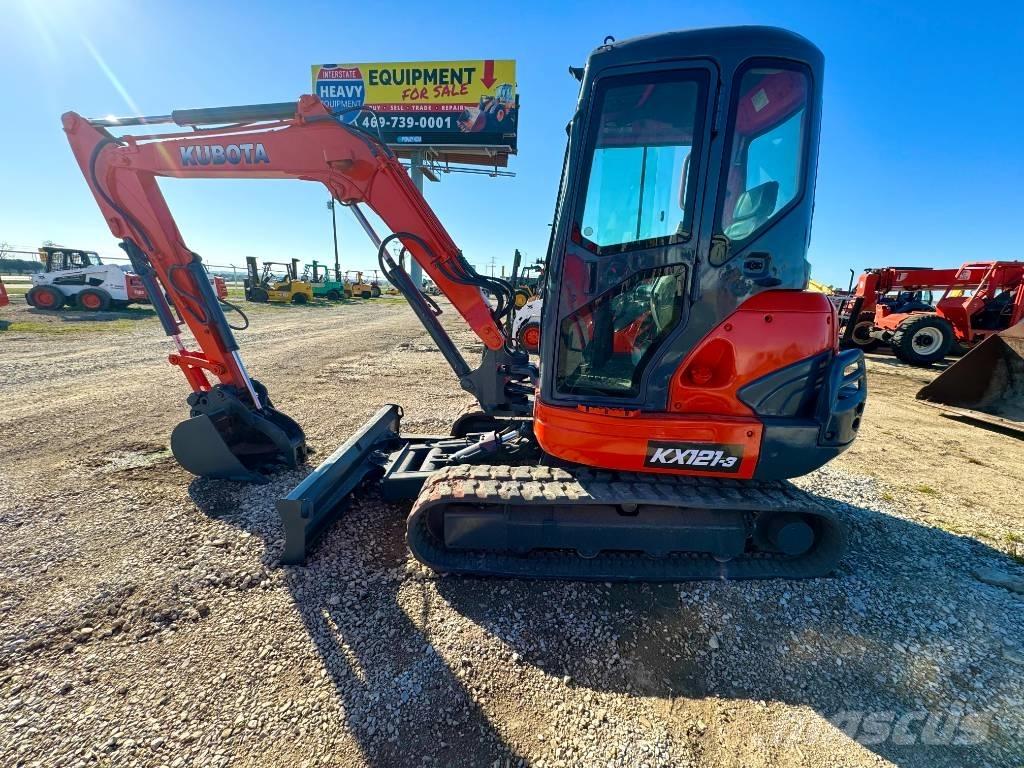 Kubota KX 121-3 Гусеничные экскаваторы
