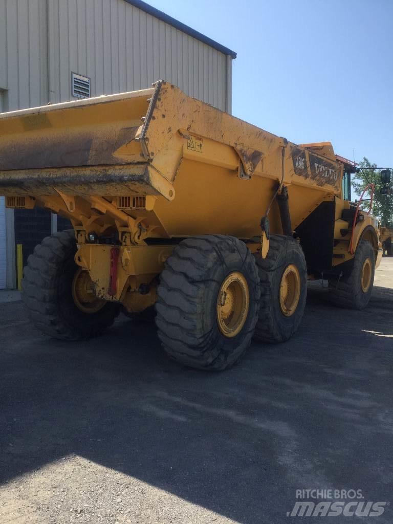 Volvo A30G Шарнирно-сочленённые самосвалы