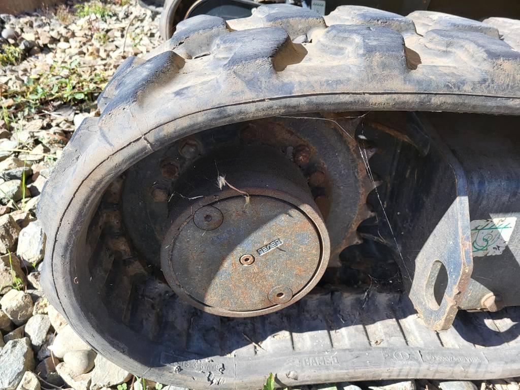 Komatsu PC26MR-5 Мини-экскаваторы