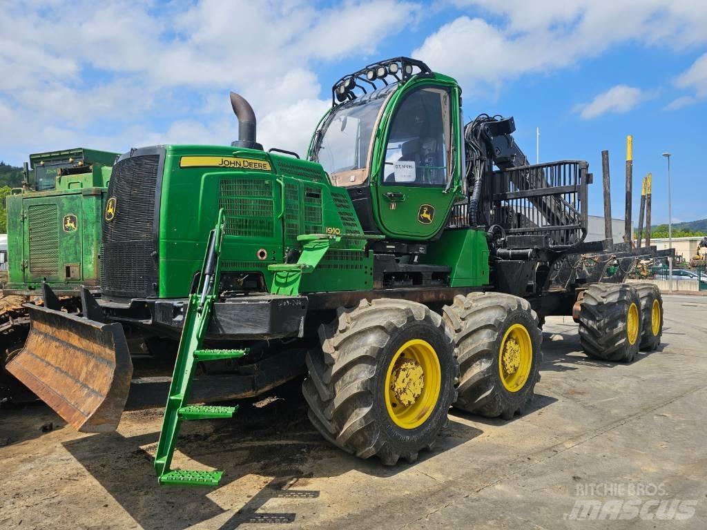 John Deere 1910G Форвардеры