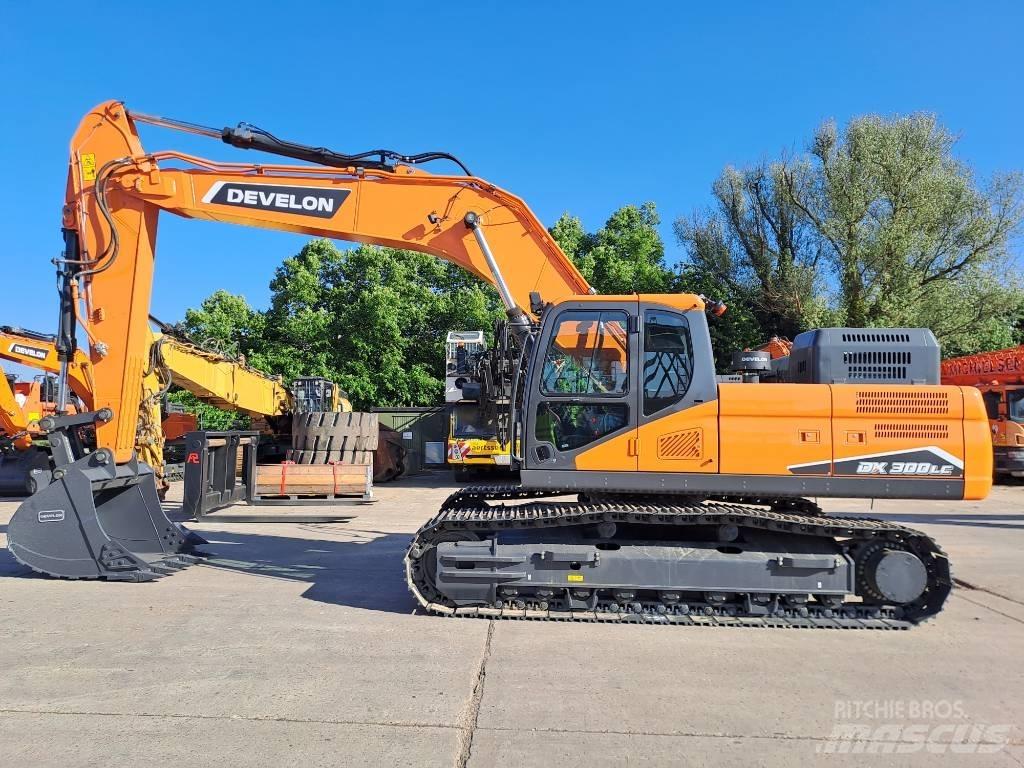 Develon DX300LC-7M Гусеничные экскаваторы