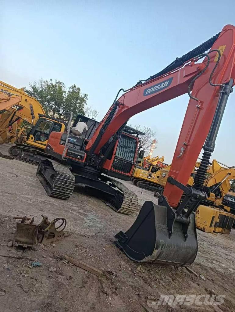 Doosan DX 225LC-9c Гусеничные экскаваторы