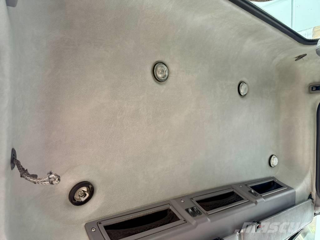 Mack CHU 613 Седельные тягачи