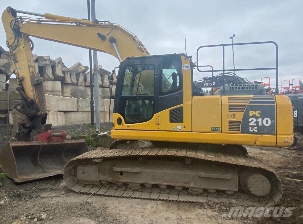 Komatsu PC 210 LC Гусеничные экскаваторы