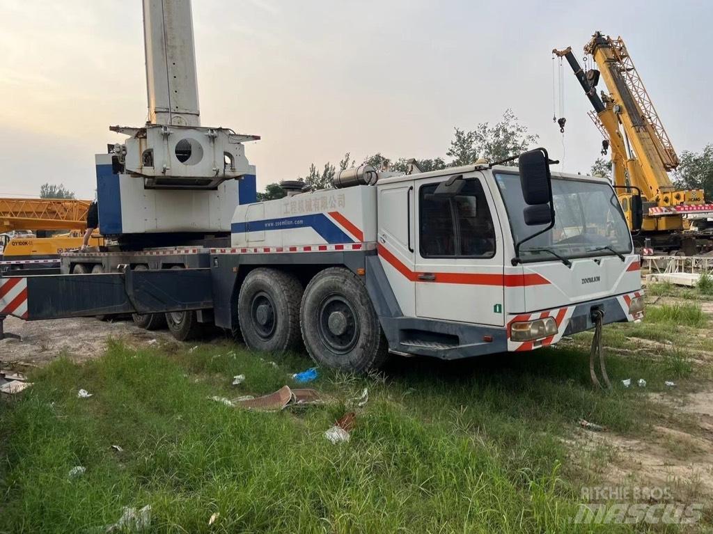 Zoomlion QAY220V Автокраны