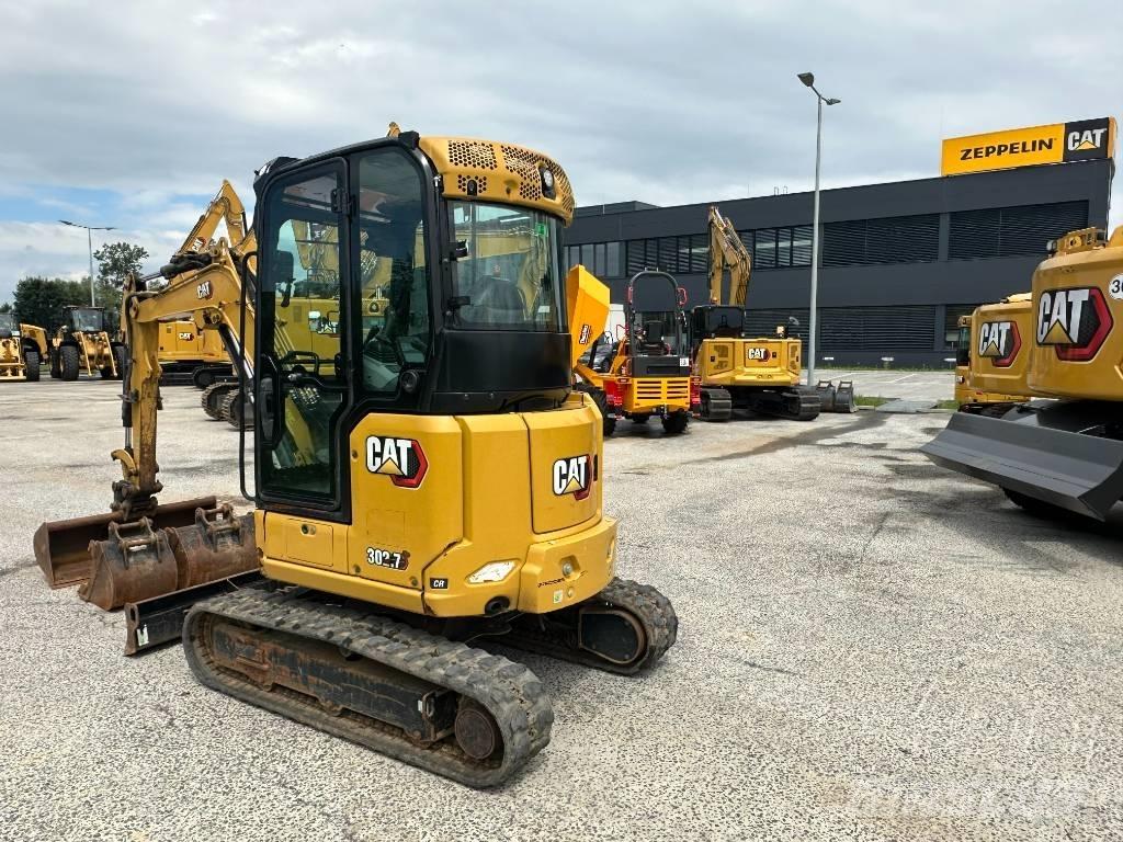 CAT 302.7 Мини-экскаваторы