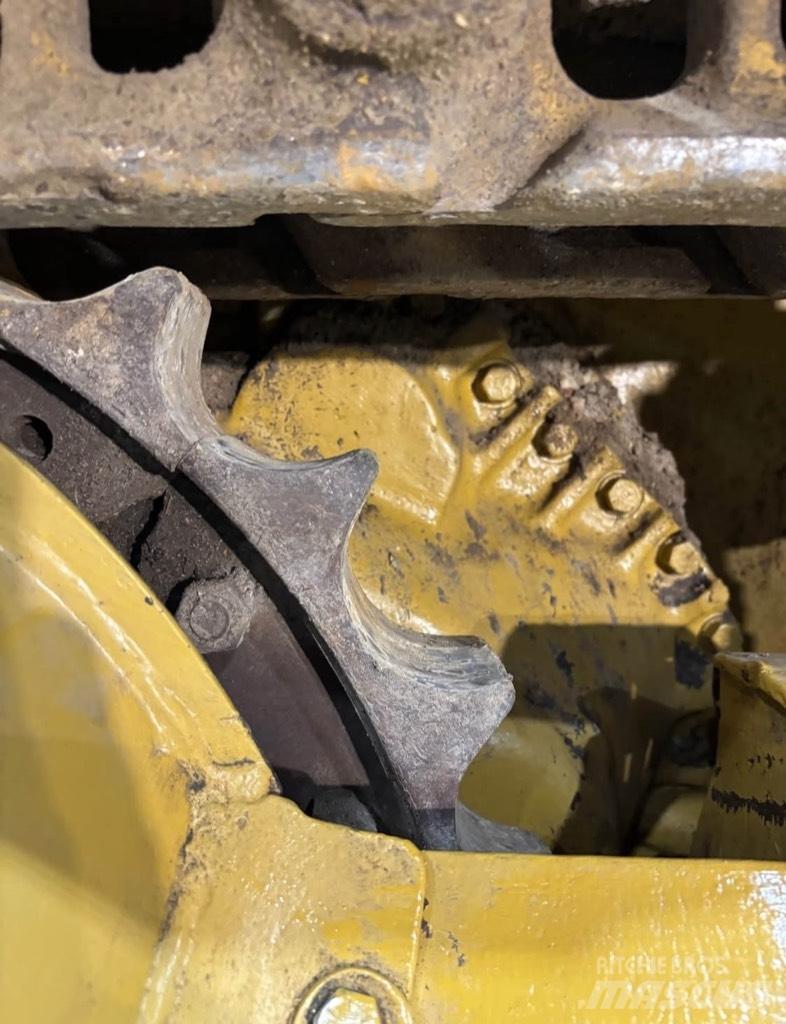 CAT D 7 G Гусеничные бульдозеры