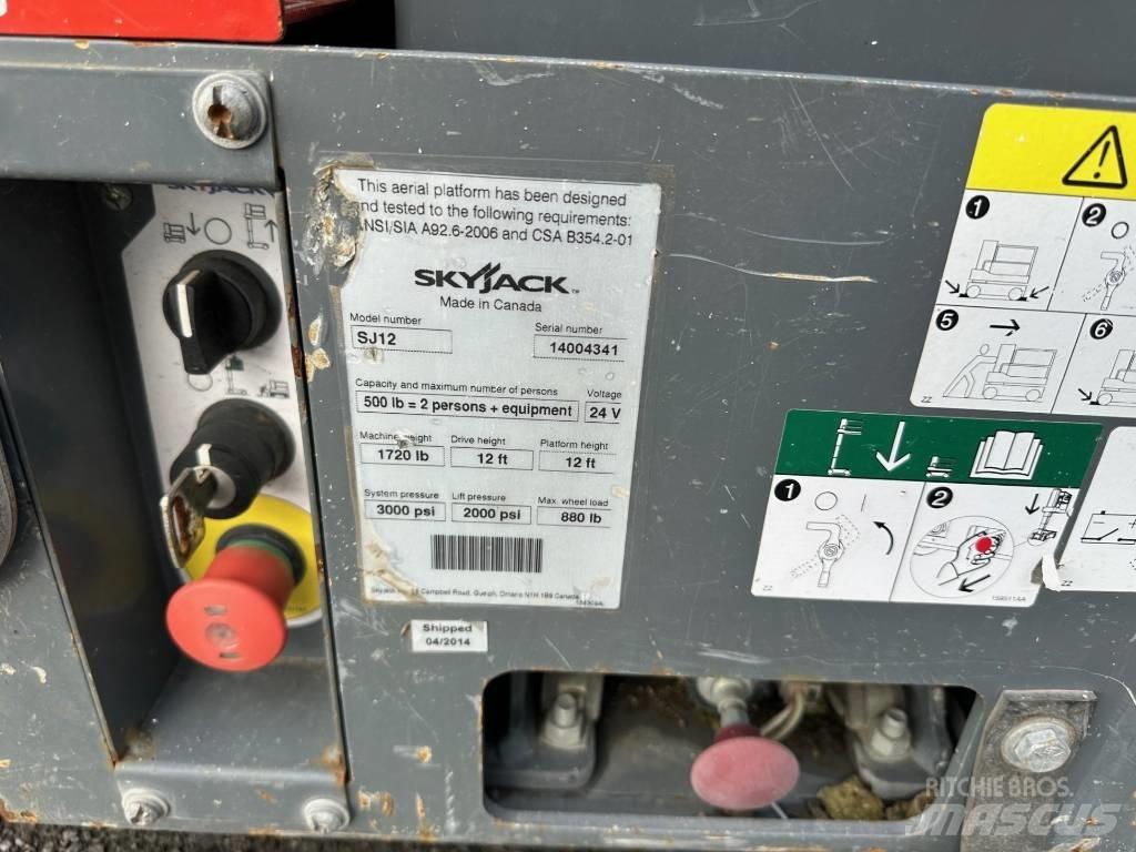SkyJack SJ 12 Ножничные подъемники