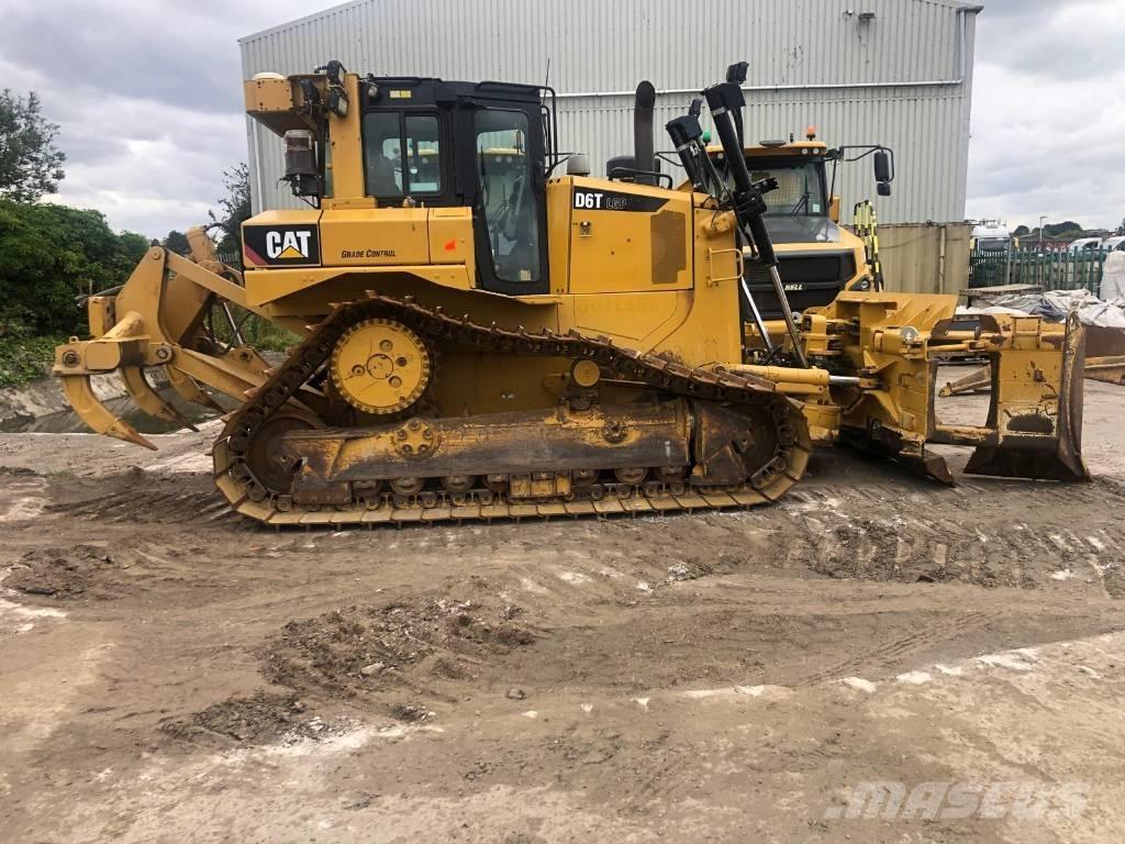 CAT D 6 T LGP Гусеничные бульдозеры
