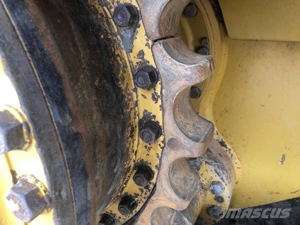 CAT D 6 T LGP Гусеничные бульдозеры