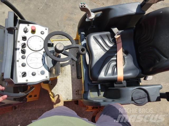 Bomag BW 100 AD M-5 Катки тротуарные