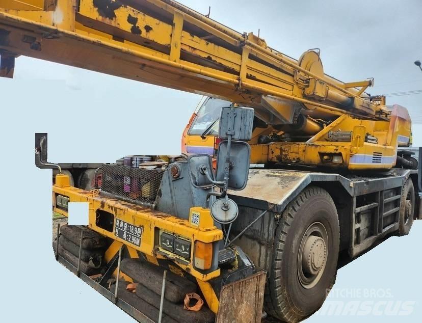 Tadano TR500M-3 Автокраны вездеходы