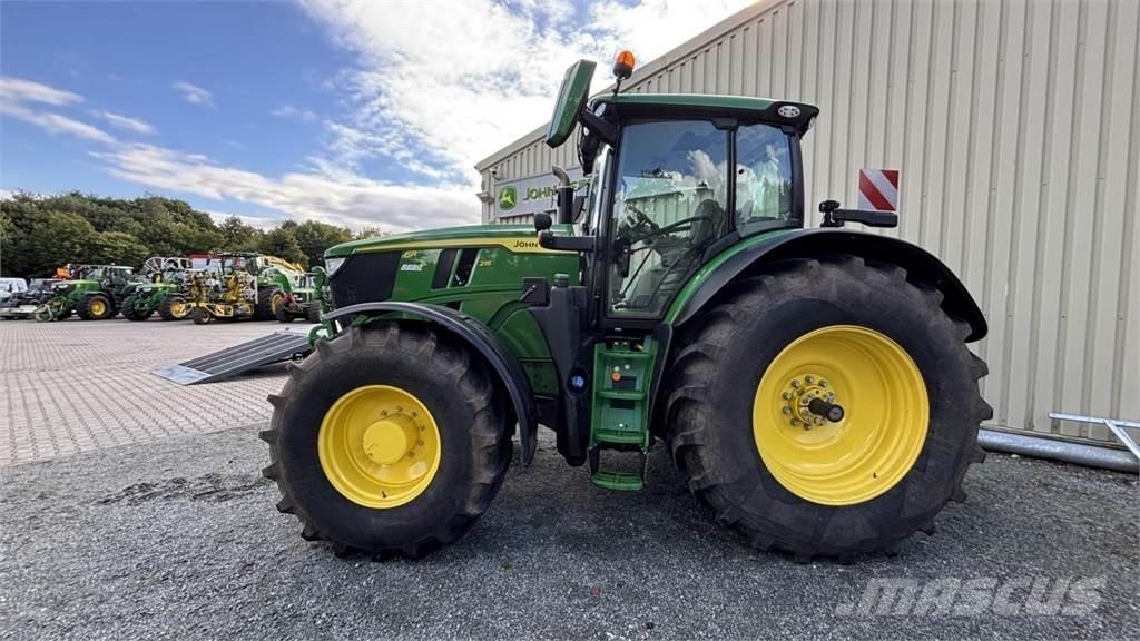 John Deere 6R215 Трактора