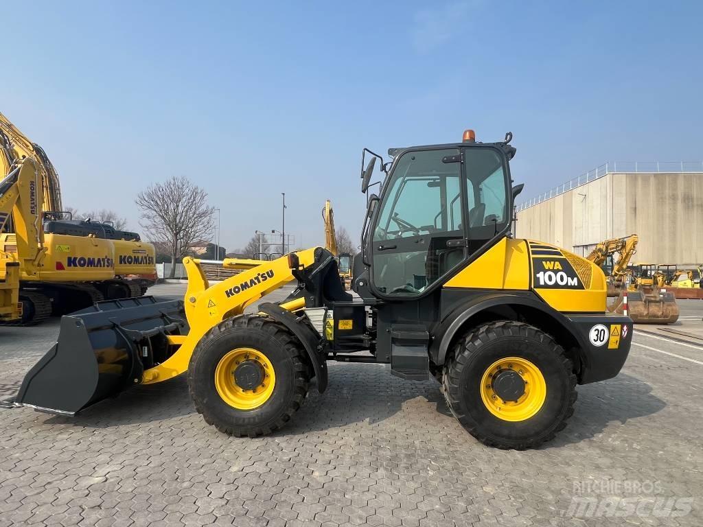 Komatsu WA 100 M-5 Фронтальные погрузчики