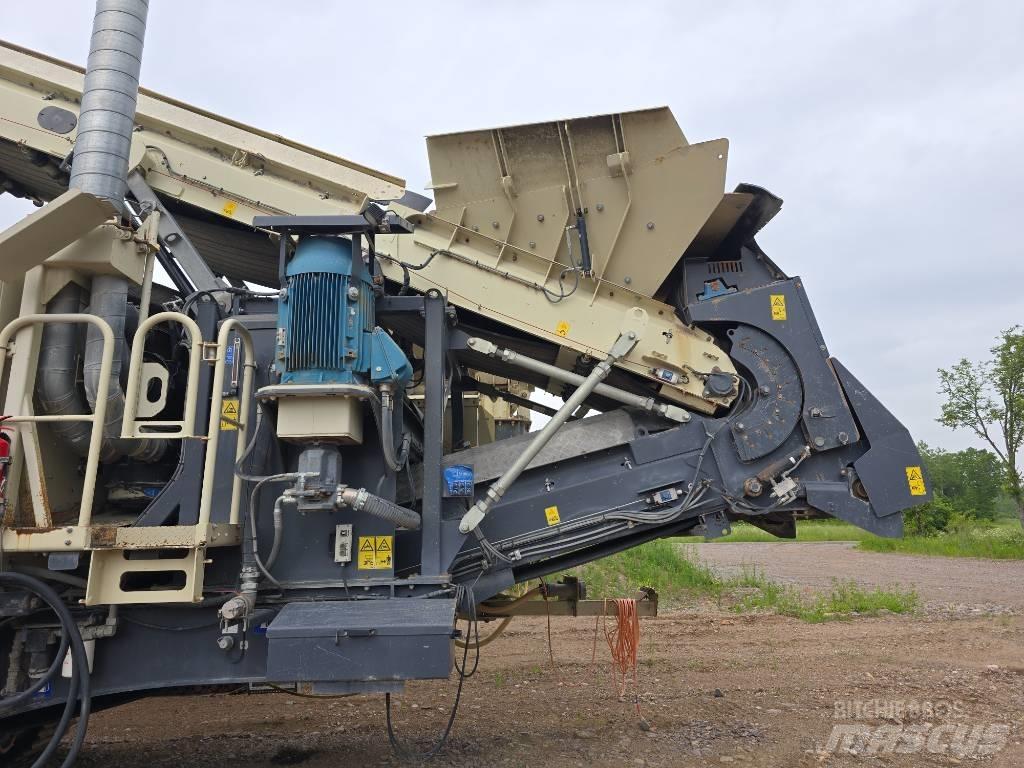Metso LT 330D Мобильные дробилки