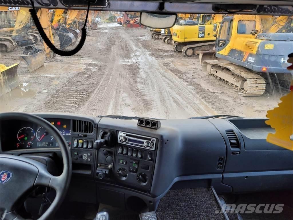 Scania R420 8x4 Скиповые погрузчики