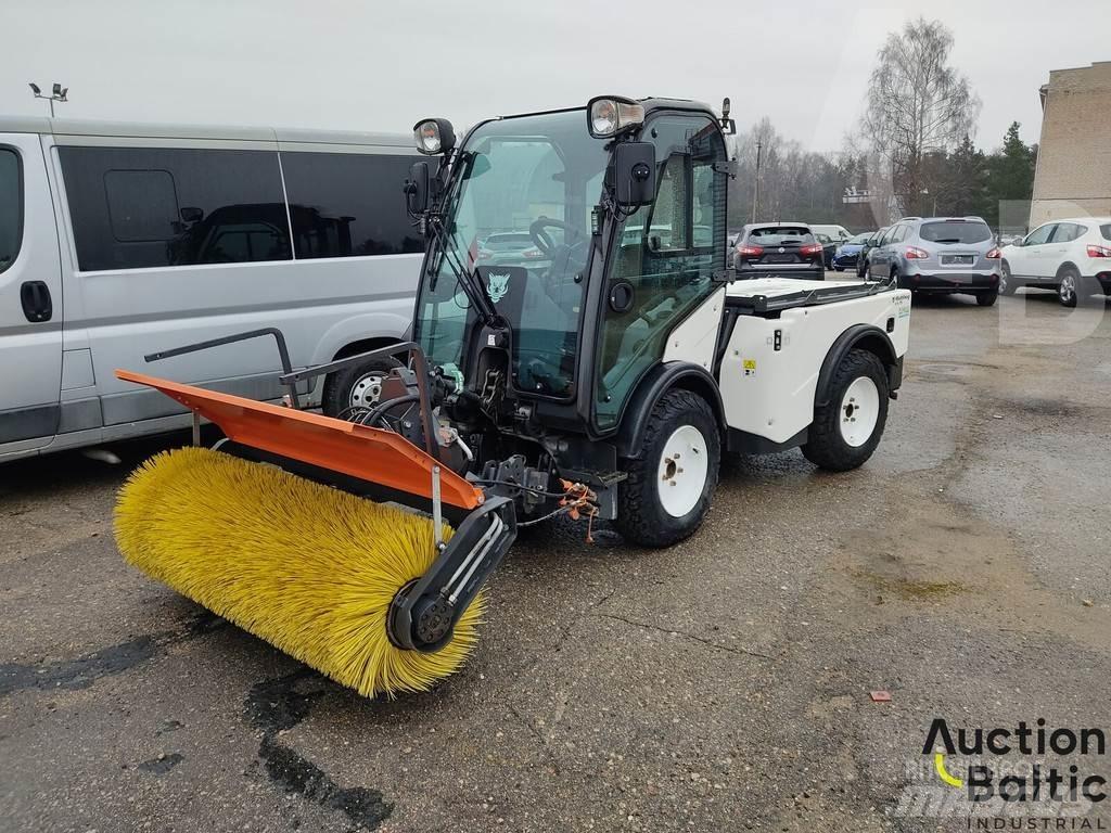 Multihog CX75 Вакуумные уборочные машины