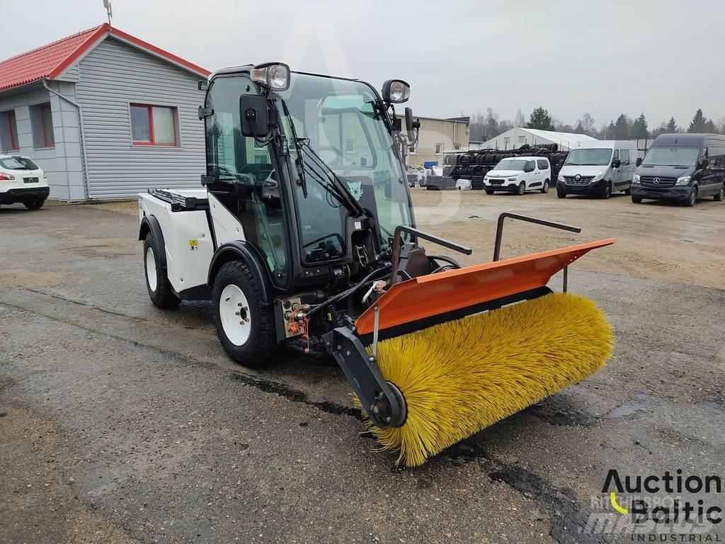 Multihog CX75 Вакуумные уборочные машины