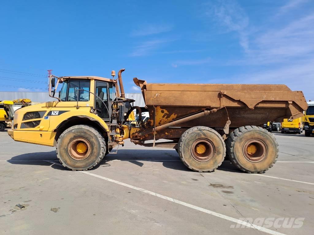 Volvo A 25 F Шарнирно-сочленённые самосвалы