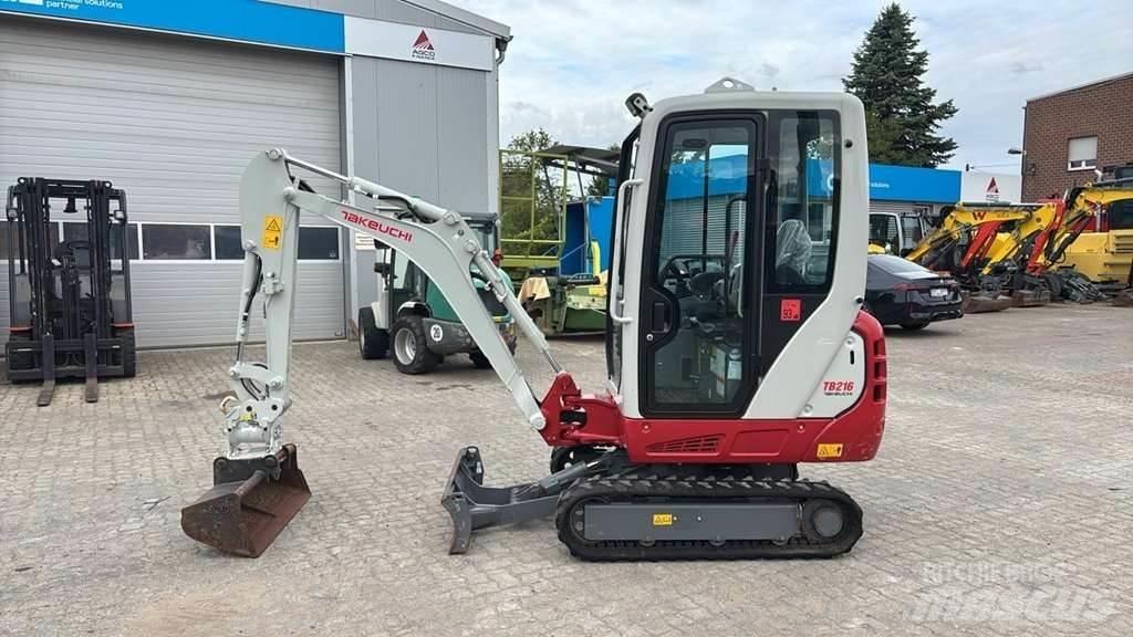 Takeuchi TB216 A Мини-экскаваторы